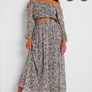 - Express x Rachel Zoe 2pc outfit with cropped shirt and maxi skirt